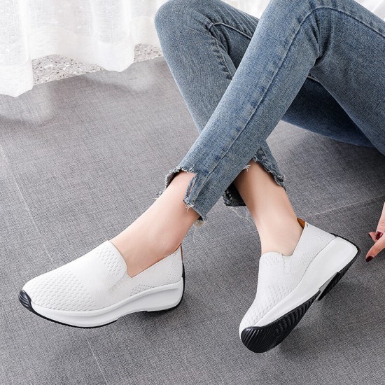 Women Fabric Mesh Breathable Comfy Large Size Sneakers Women Fabric Mesh Breathable Comfy Large Size Sneakers